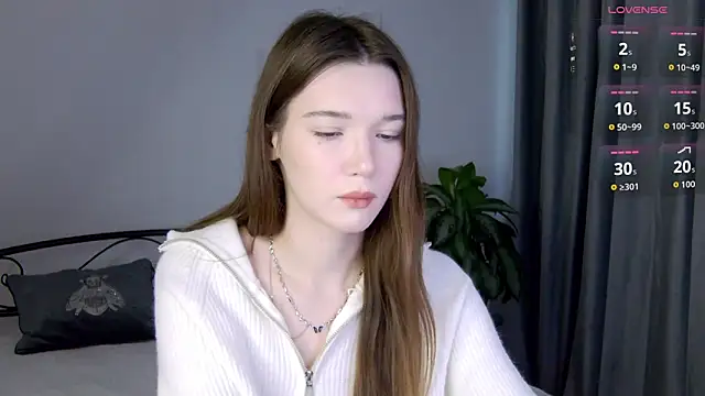 NicoletteBean online show from November 2025 08:02:01 AM