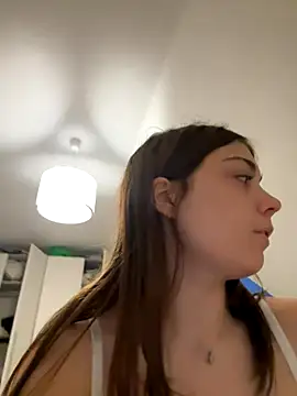 corinnaxx online show from November 2025 04:11:02 PM