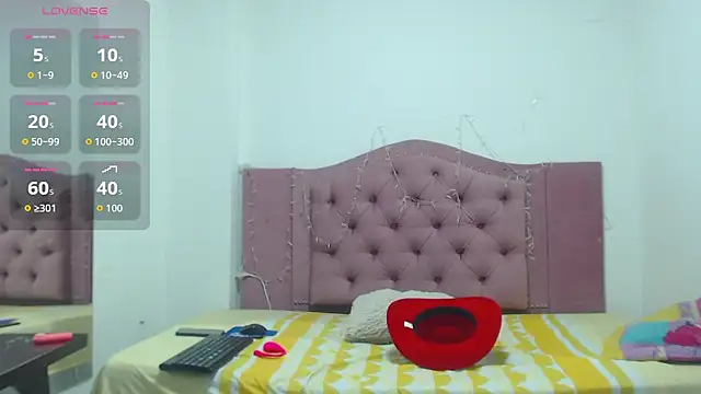 NoahJhonson69 online show from November 2025 11:13:01 AM