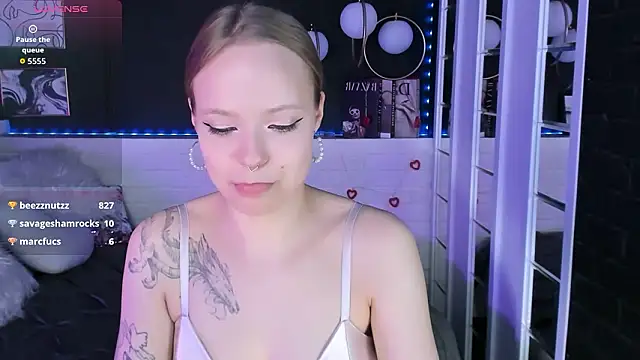 lucy loy online show from February 2026 09:21:02 AM