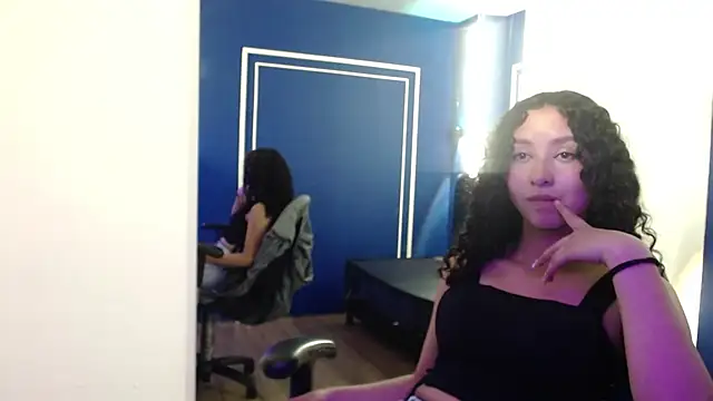 pettymoon1 online show from November 2025 07:13:01 PM