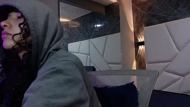 pettymoon1 online show from December 2025 11:08:01 AM