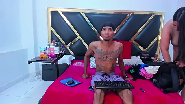 Caroyandy3 online show from November 2025 07:34:02 PM