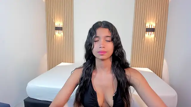 Ashleycooper5 online show from December 2025 08:36:02 PM