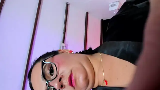 Sienarosewood online show from July 2026 03:45:01 AM