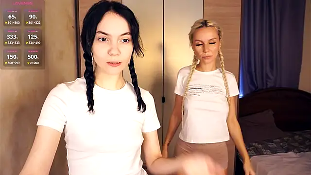 LorrieWilcinski online show from December 2025 06:53:02 AM