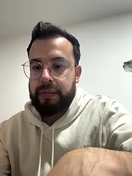 AlejoFernandez  online show from November 2025 02:23:02 AM