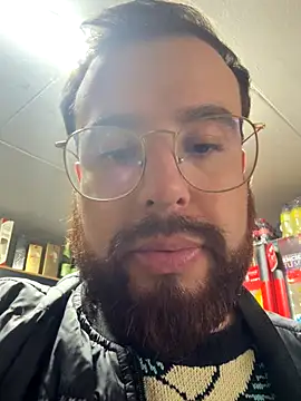 AlejoFernandez  online show from November 2025 08:19:02 PM