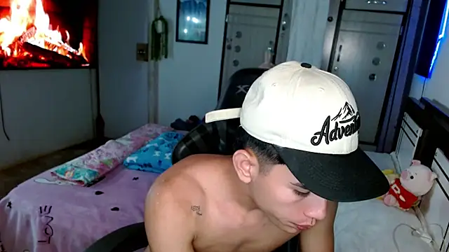 kennyonly  online show from November 2025 02:36:02 AM