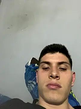 VictorLuxe online show from November 2025 12:09:02 AM