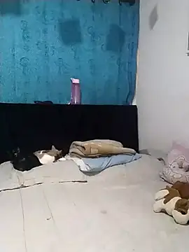 Snapshot of Emmyxxx chatting on November 2025 11:07:02 PM Emmyxxx online show from November 2025 11:07:02 PM