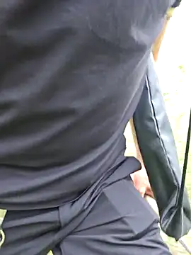 huykkk99 online show from February 2026 05:27:01 AM