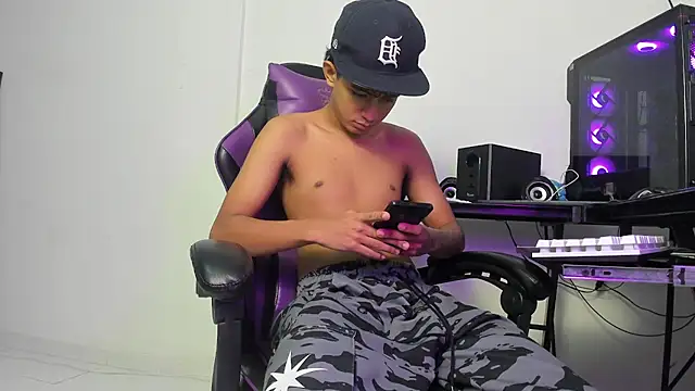 alluringangelo online show from November 2025 06:05:02 AM