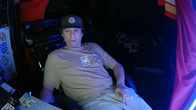 Bowerboi online show from November 2025 12:49:02 PM