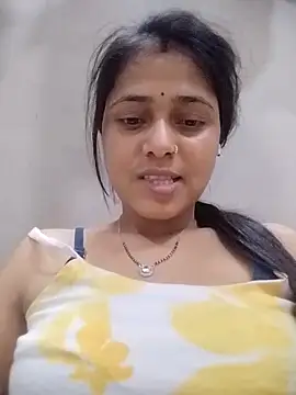 Hott myraa online show from January 2026 07:45:01 PM
