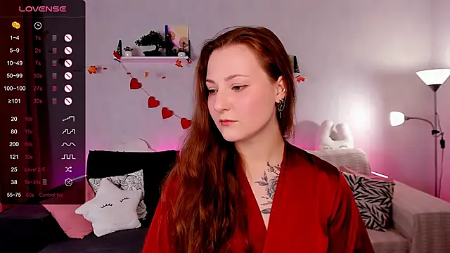 Snapshot of velvet_cherry_ chatting on November 2025 09:01:02 AM velvet cherry online show from November 2025 09:01:02 AM