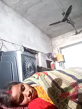 Hot erion online show from November 2025 05:02:01 PM