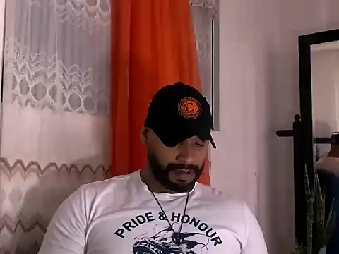 Snapshot of musclehetero chatting on June 2026 02:23:01 PM musclehetero online show from June 2026 02:23:01 PM