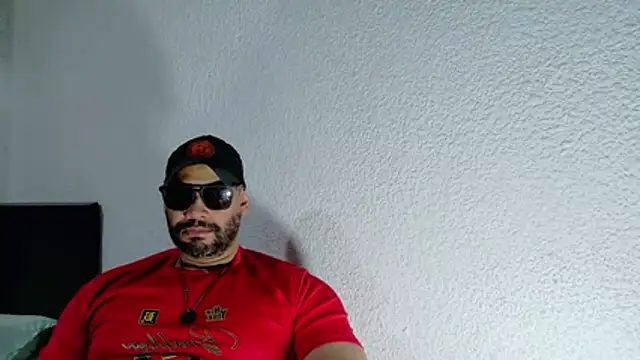 Snapshot of musclehetero chatting on August 2026 06:12:02 AM musclehetero online show from August 2026 06:12:02 AM