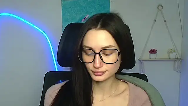 Snapshot of Stella_XO chatting on February 2026 07:04:01 AM Stella XO online show from February 2026 07:04:01 AM