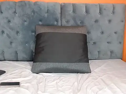 SEXYBUBBLES xXx online show from November 2025 09:15:02 PM