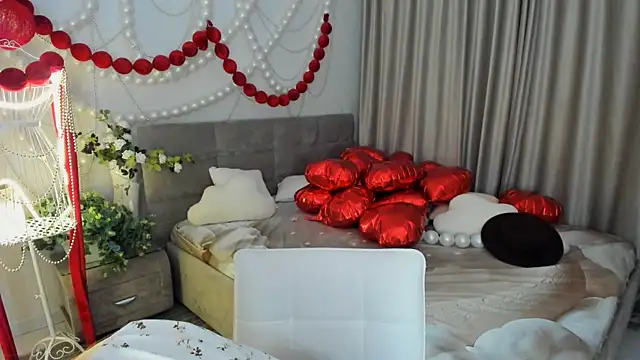 AirySilhouette online show from February 2026 04:05:02 PM