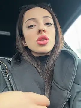 Lilitoppp online show from November 2025 09:13:02 AM