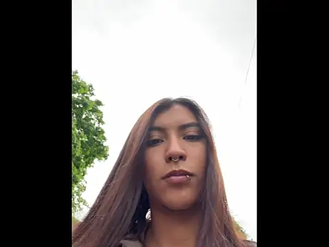 Snapshot of Zoe_addiction chatting on May 2026 01:28:01 PM Zoe addiction online show from May 2026 01:28:01 PM