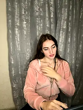 SabinaToffyy online show from November 2025 05:34:02 PM