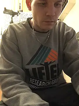 Spielzeugtwink online show from January 2026 12:48:01 AM