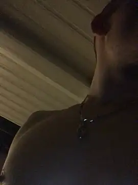 Spielzeugtwink online show from May 2026 11:32:01 PM
