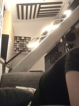 Spielzeugtwink online show from May 2026 09:33:01 PM