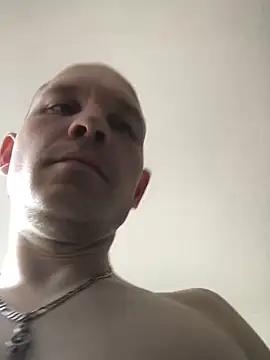 Spielzeugtwink online show from May 2026 04:15:01 PM