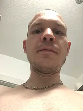 Spielzeugtwink online show from July 2026 08:00:01 PM