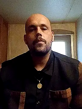 BigriskDaddy92 online show from December 2025 10:30:02 PM