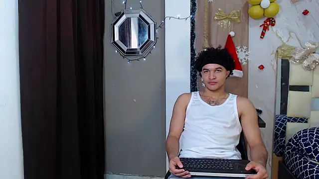 sweett love  online show from December 2025 04:19:01 AM