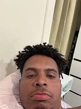 Snapshot of 24denio chatting on February 2026 03:35:02 AM 24denio online show from February 2026 03:35:02 AM