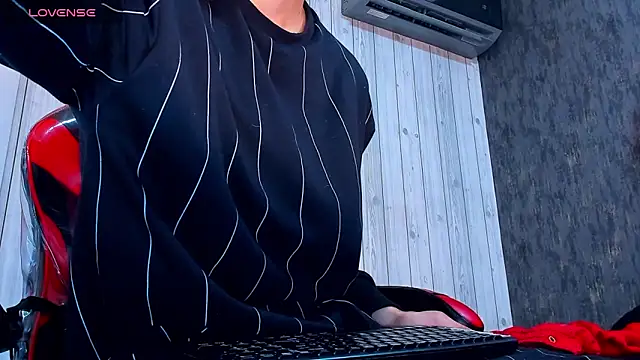 yeikoox online show from November 2025 03:20:01 AM