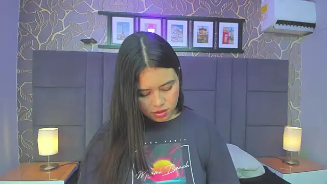 monserrat cutte online show from January 2026 04:07:02 AM