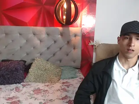 BiggJackson online show from November 2025 01:32:02 PM