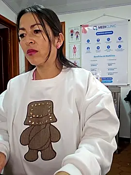 Snapshot of JustSamantha_ chatting on February 2026 12:32:02 PM JustSamantha online show from February 2026 12:32:02 PM