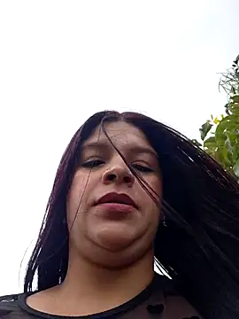 Snapshot of Layla-daring chatting on July 2026 05:40:02 PM Layla-daring online show from July 2026 05:40:02 PM