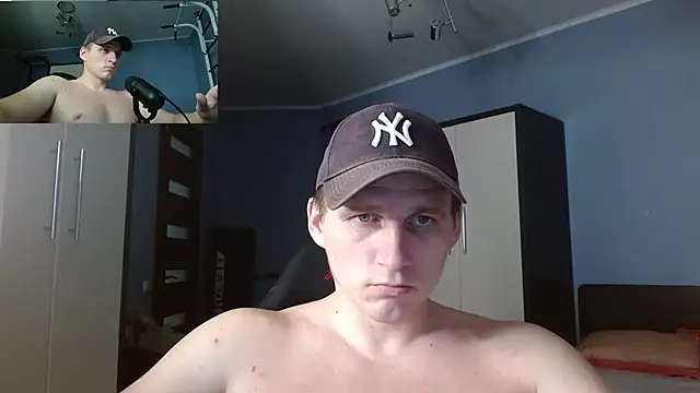 Poliglotjoe1 online show from January 2026 02:17:02 AM