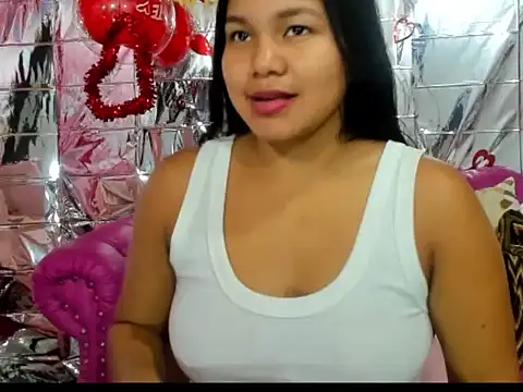 Snapshot of babyschoolgiirl chatting on February 2026 02:43:02 AM babyschoolgiirl online show from February 2026 02:43:02 AM