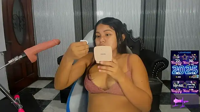 Snapshot of babyschoolgiirl chatting on February 2026 02:08:02 AM babyschoolgiirl online show from February 2026 02:08:02 AM