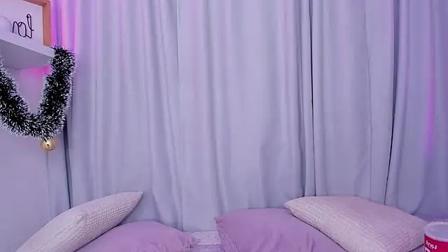 emmyheart7 online show from December 2025 03:45:02 AM