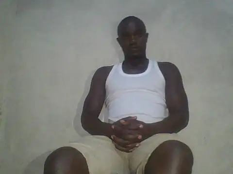 UsTwo  online show from December 2025 05:40:02 PM