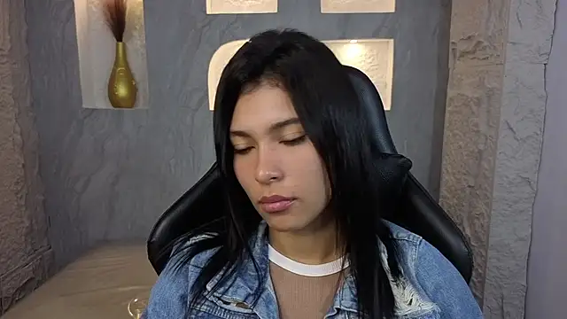 Paris b  online show from November 2025 03:19:02 AM