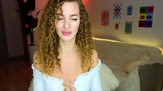 Anna  Herrera online show from March 2026 10:15:01 PM