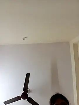 Nomad-Pari12 online show from November 2025 08:25:02 AM